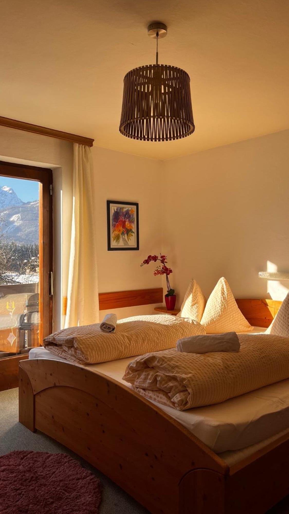 Pension Sonneck Пфарверфен Екстериор снимка